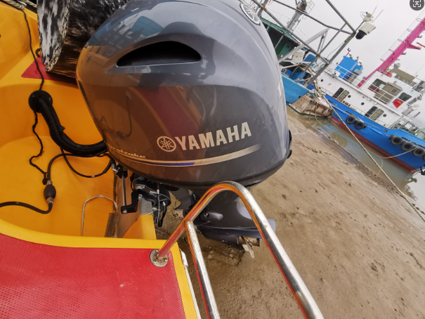 5月9日宁德市须报废拆解的“三无”船舶2艘（蕉三都城街A042、快艇）拍卖公告